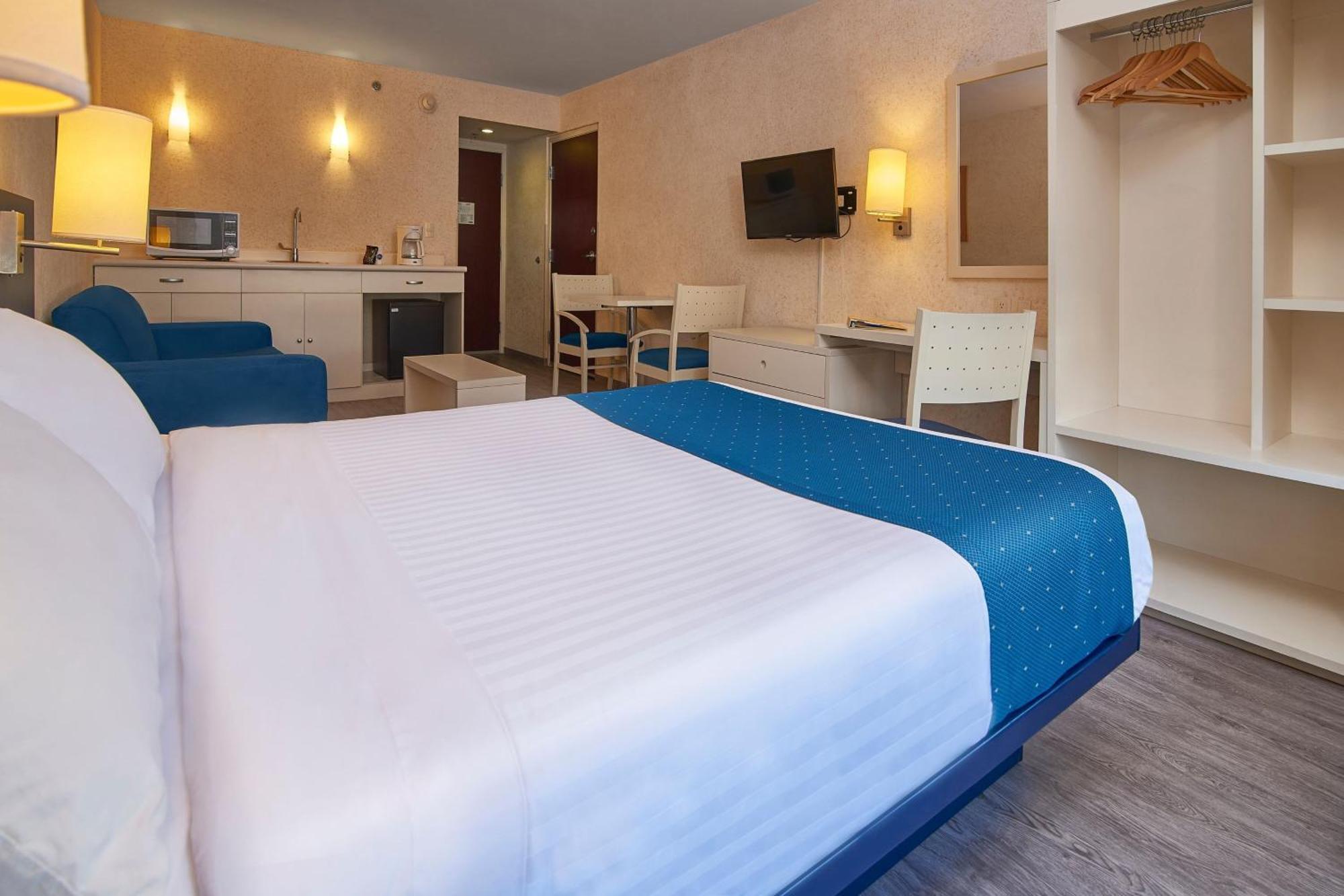 City Express By Marriott Aguascalientes Sur Esterno foto