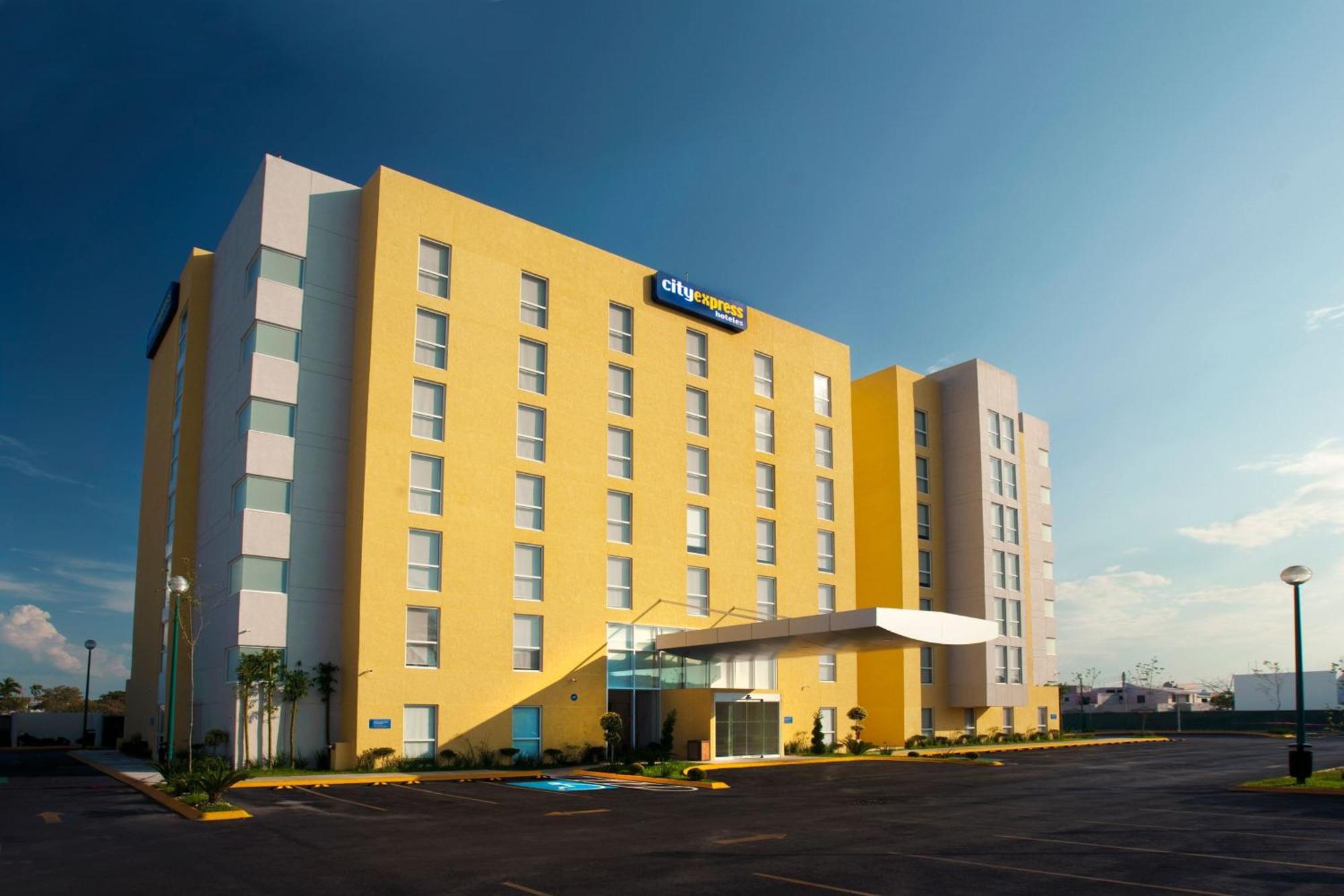 City Express By Marriott Aguascalientes Sur Esterno foto