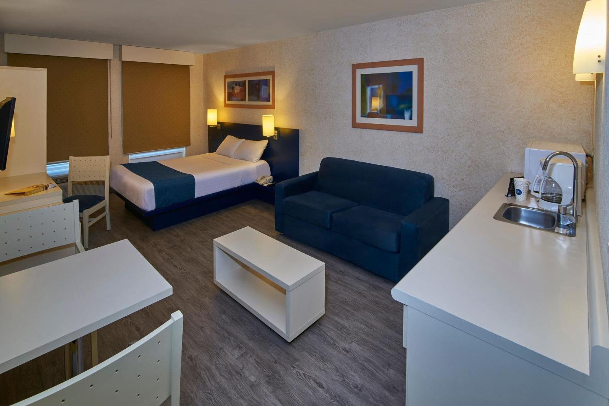 City Express By Marriott Aguascalientes Sur Esterno foto