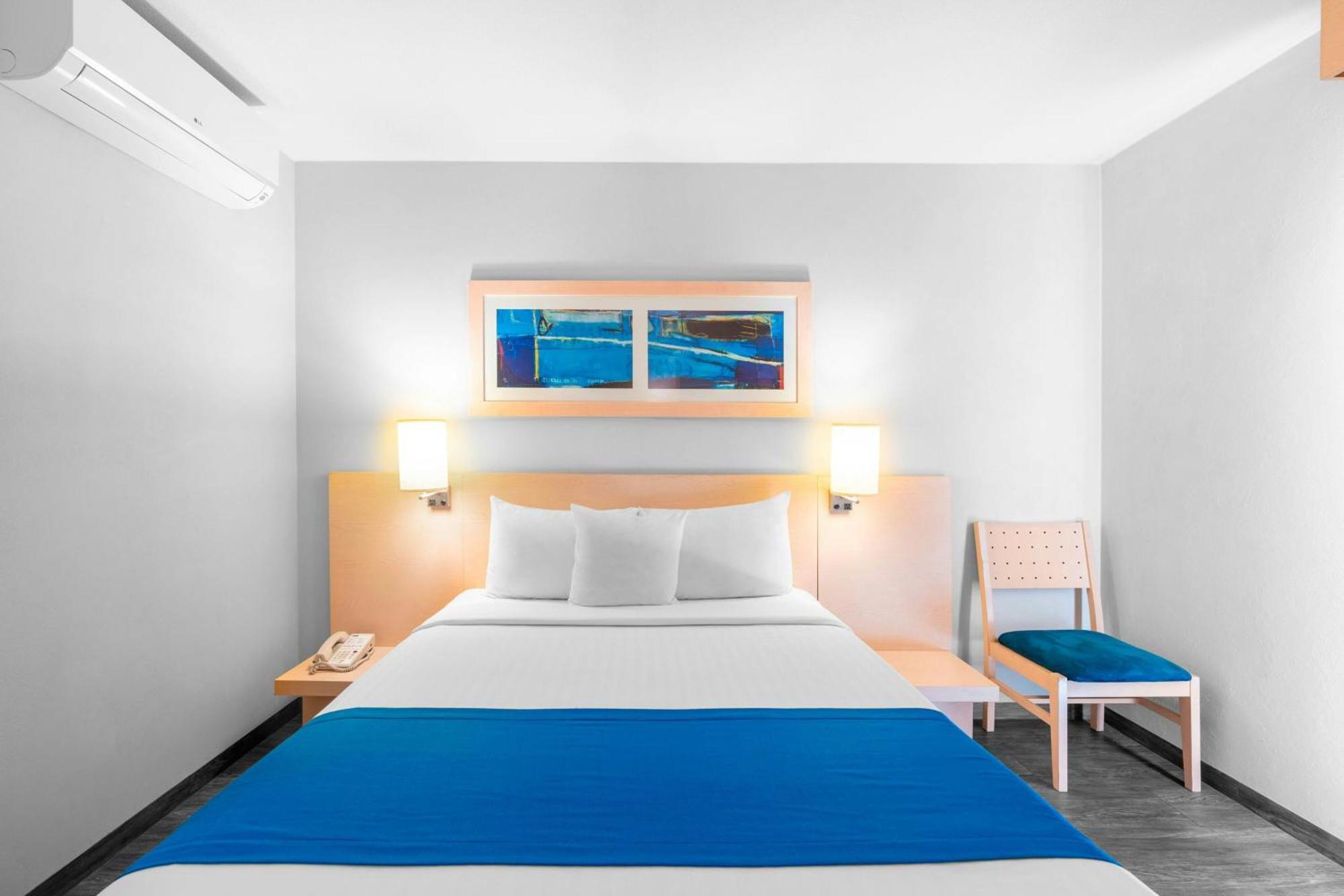 City Express By Marriott Aguascalientes Sur Esterno foto