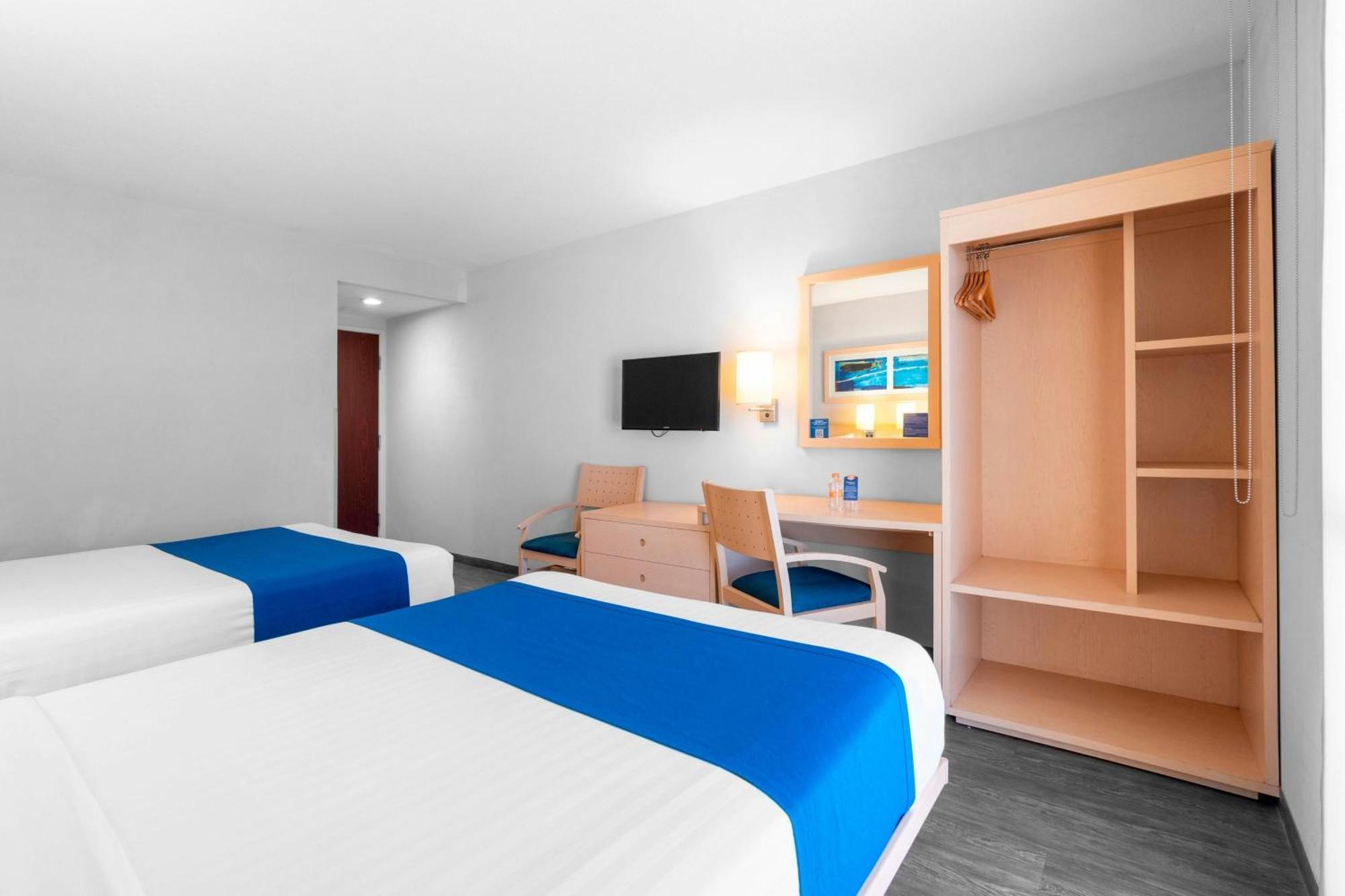 City Express By Marriott Aguascalientes Sur Esterno foto